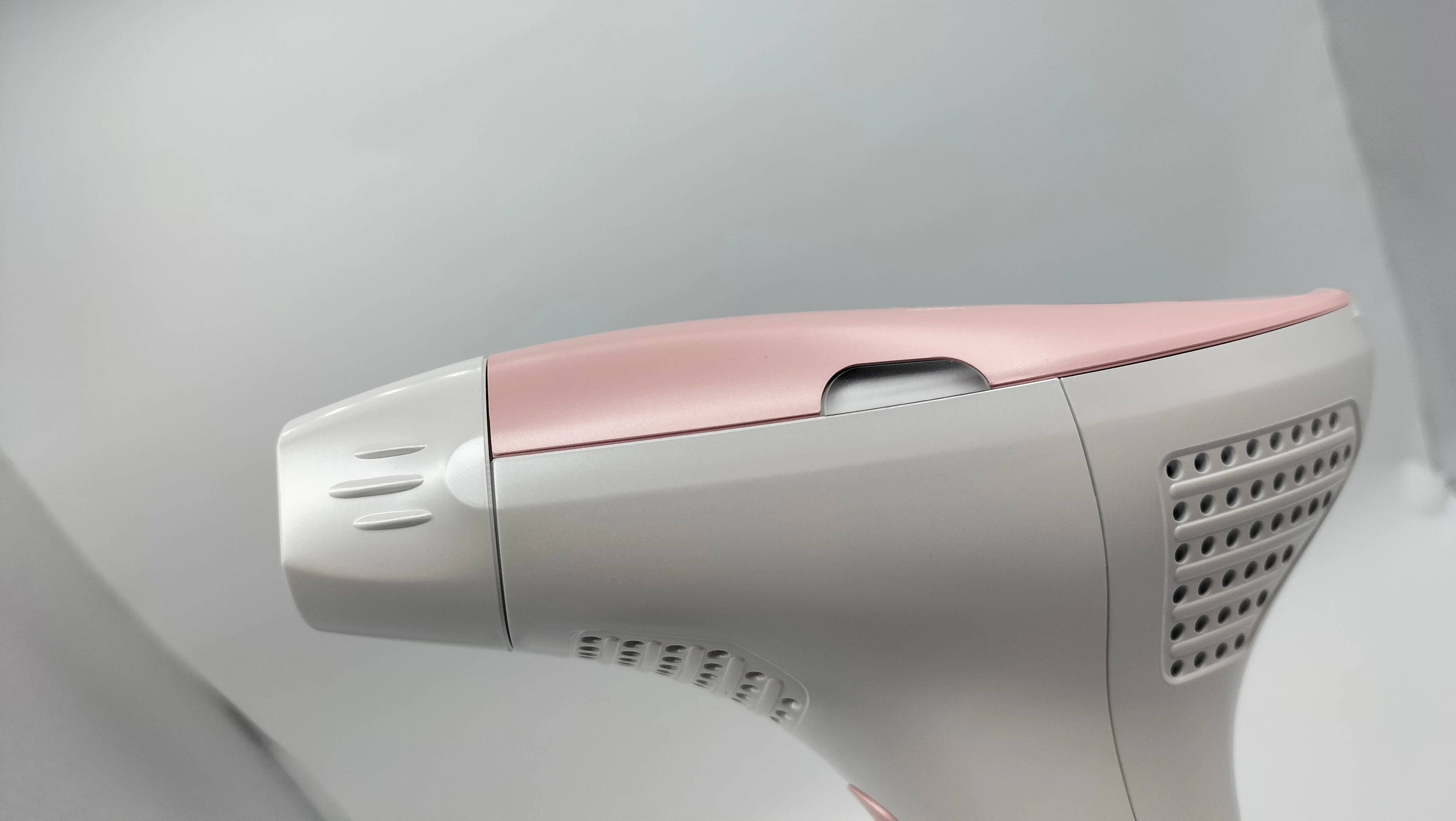 depilator-laserowy-beautifly-b-shine-blush-ipl-okazja-model-b-shine-blush