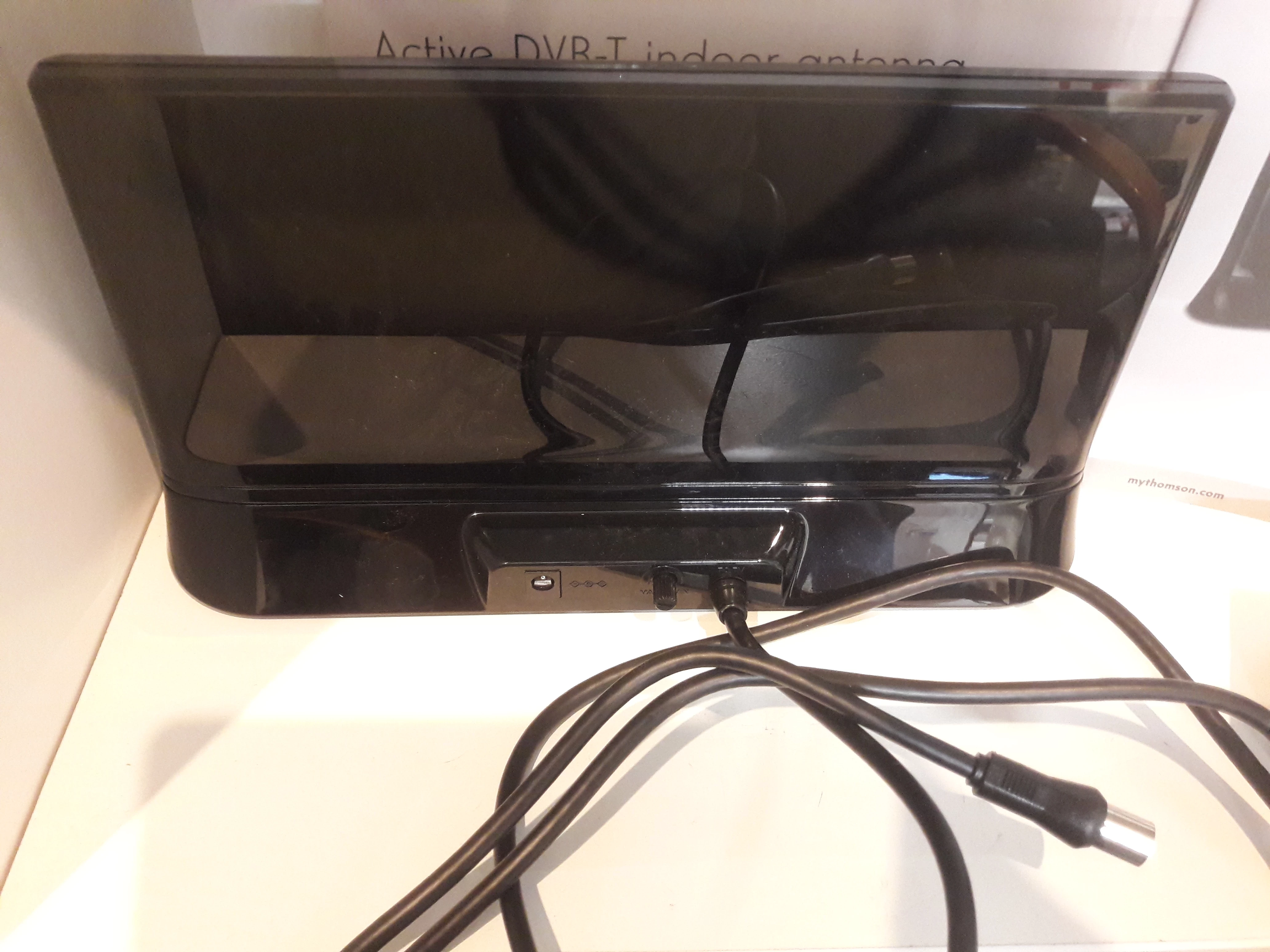 antena-pokojowa-thomson-dvb-t-ant1538bk-stan-11323-2