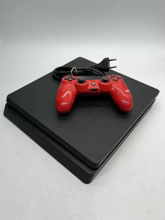 KONSOLA PS4 500GB CUH-2216A + PAD