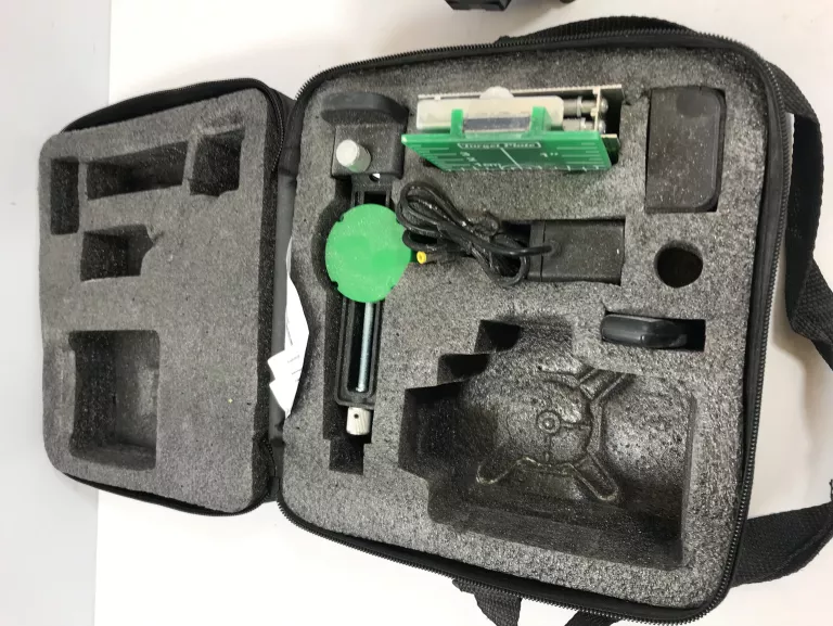 LASER KRZYŻOWY HILDA 4D 30 M TORBA
