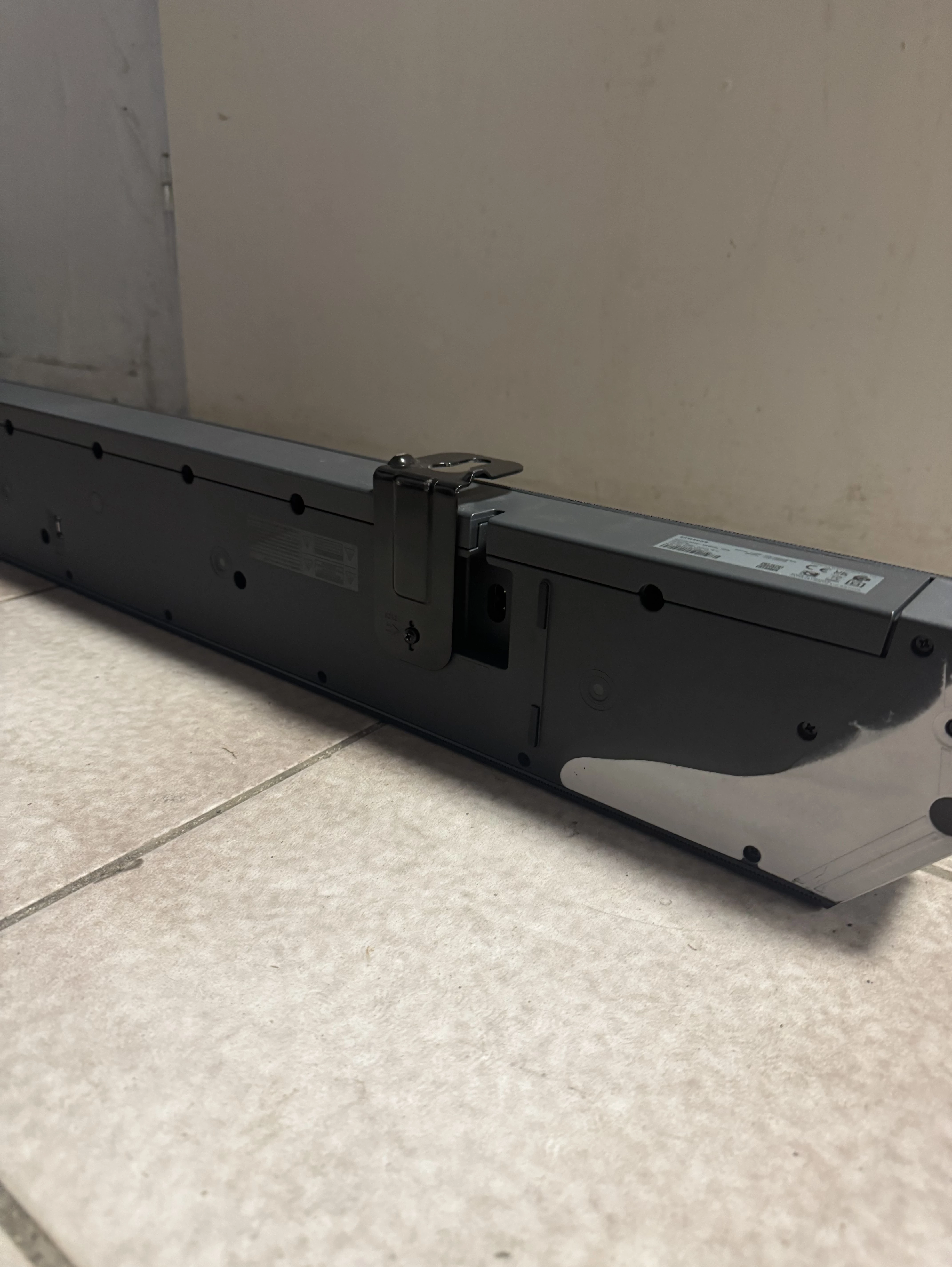 soundbar-samsung-hw-q800b-pilotkable-sklad-zestawu-229669-1