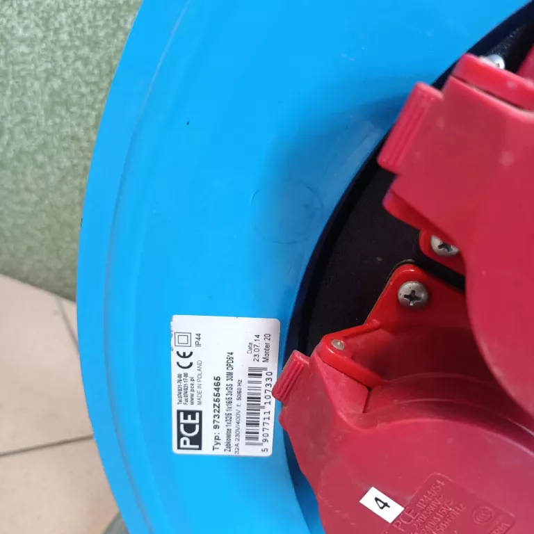 PRZEDŁUŻACZ BĘBNOWY 16/32A 5P 400V 5XGS 16A 250V IP44 30M 9732Z55465 PCE