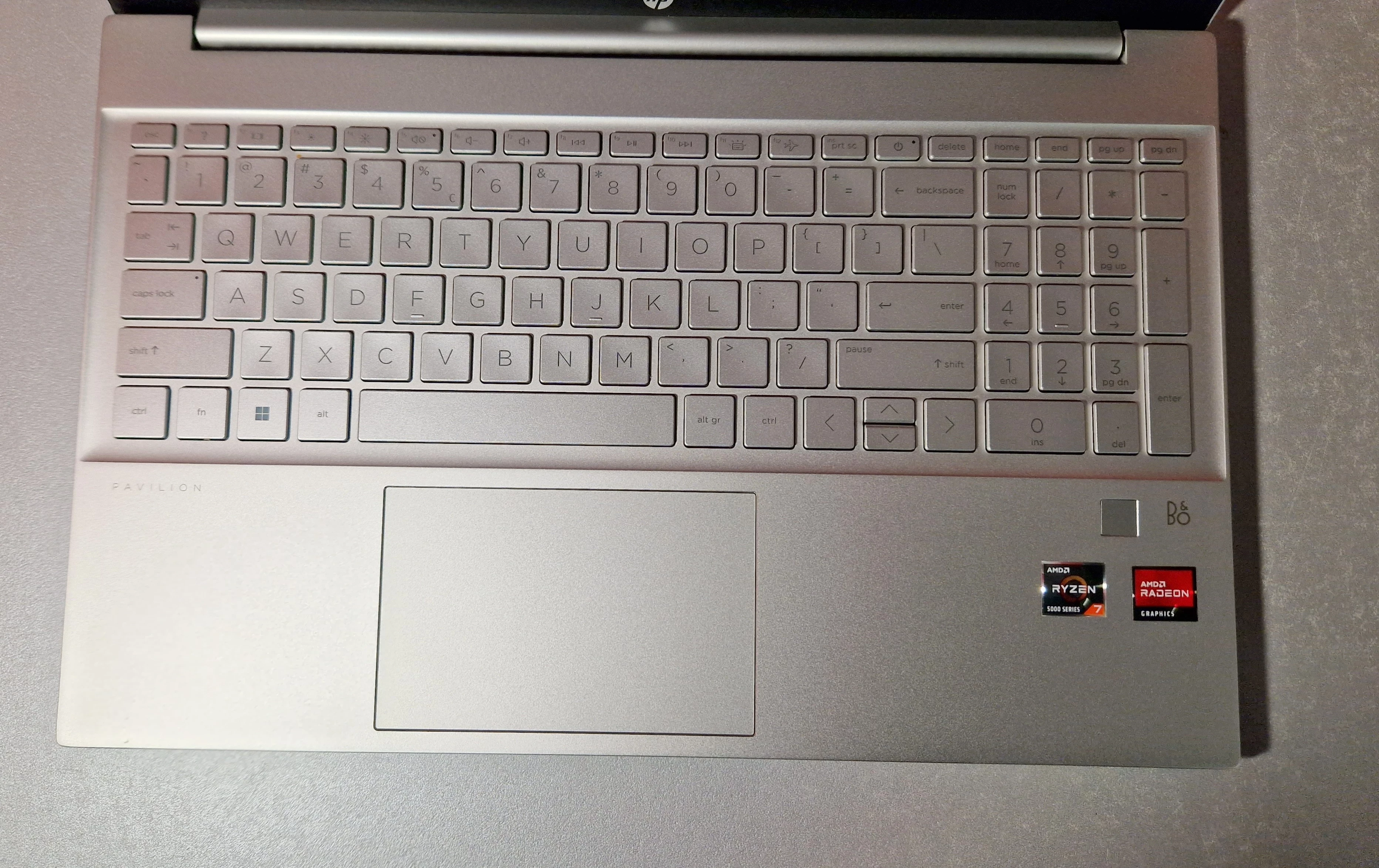 laptop-hp-pavilion-15-eh1112nw-amd-ryzen-7-16-gb1000-gb-seria-procesora-4366-293001