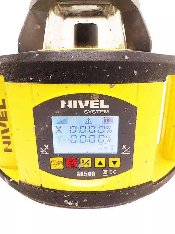 NIVEL SYSTEM NL540 + AKCESORIA, WALIZKA