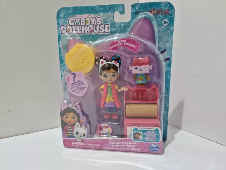 GABBYS DOLLHOUSE GABBYS ART STUDIO