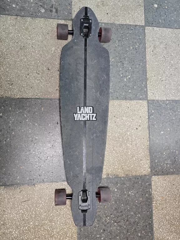 LONGBOARD LANDYACHTZ BATTLE AXE COUGAR 40