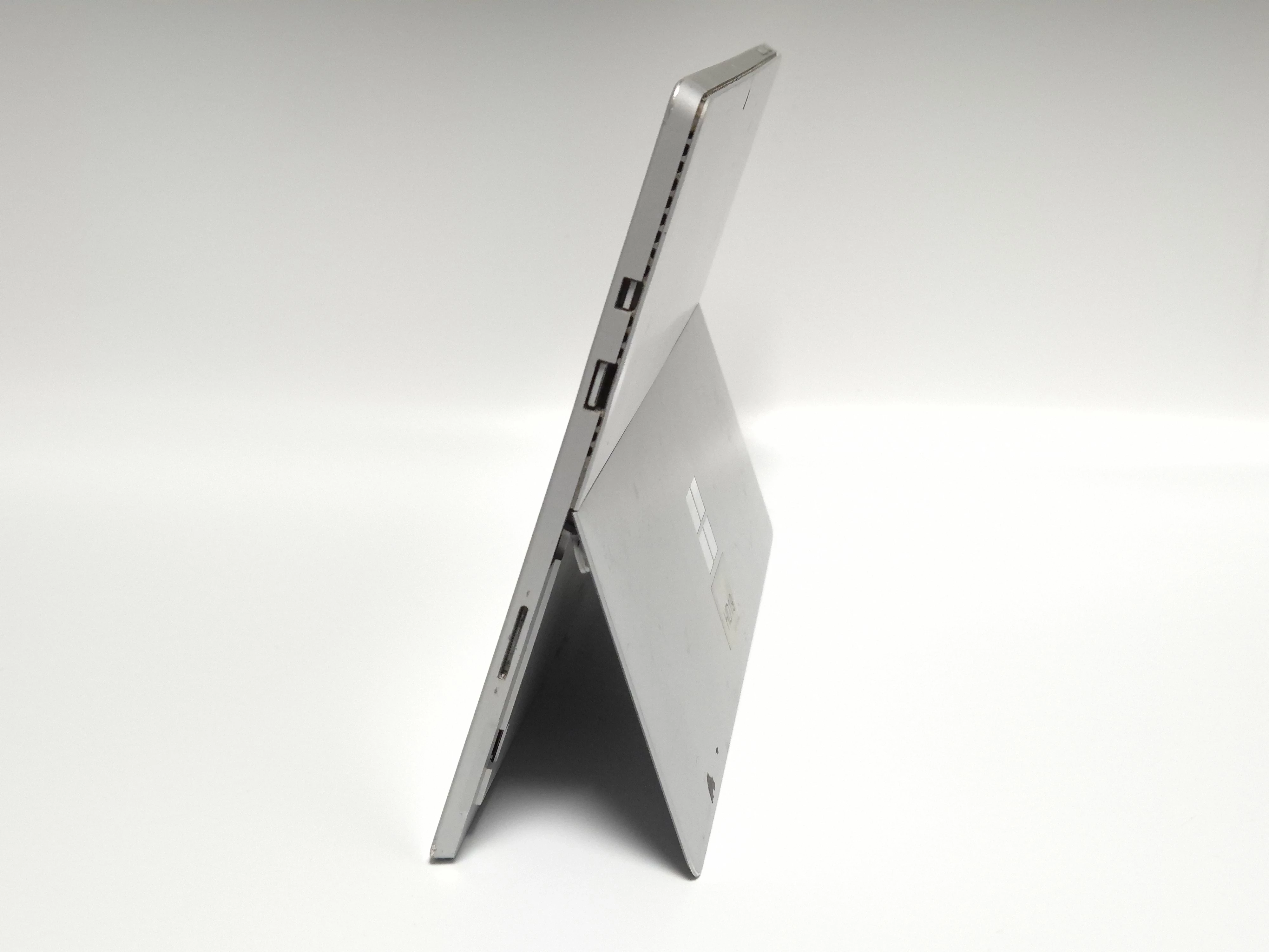 tablet-microsoft-surface-pro-4-i5-6300u-8256gb-transmisja-danych-217-1024