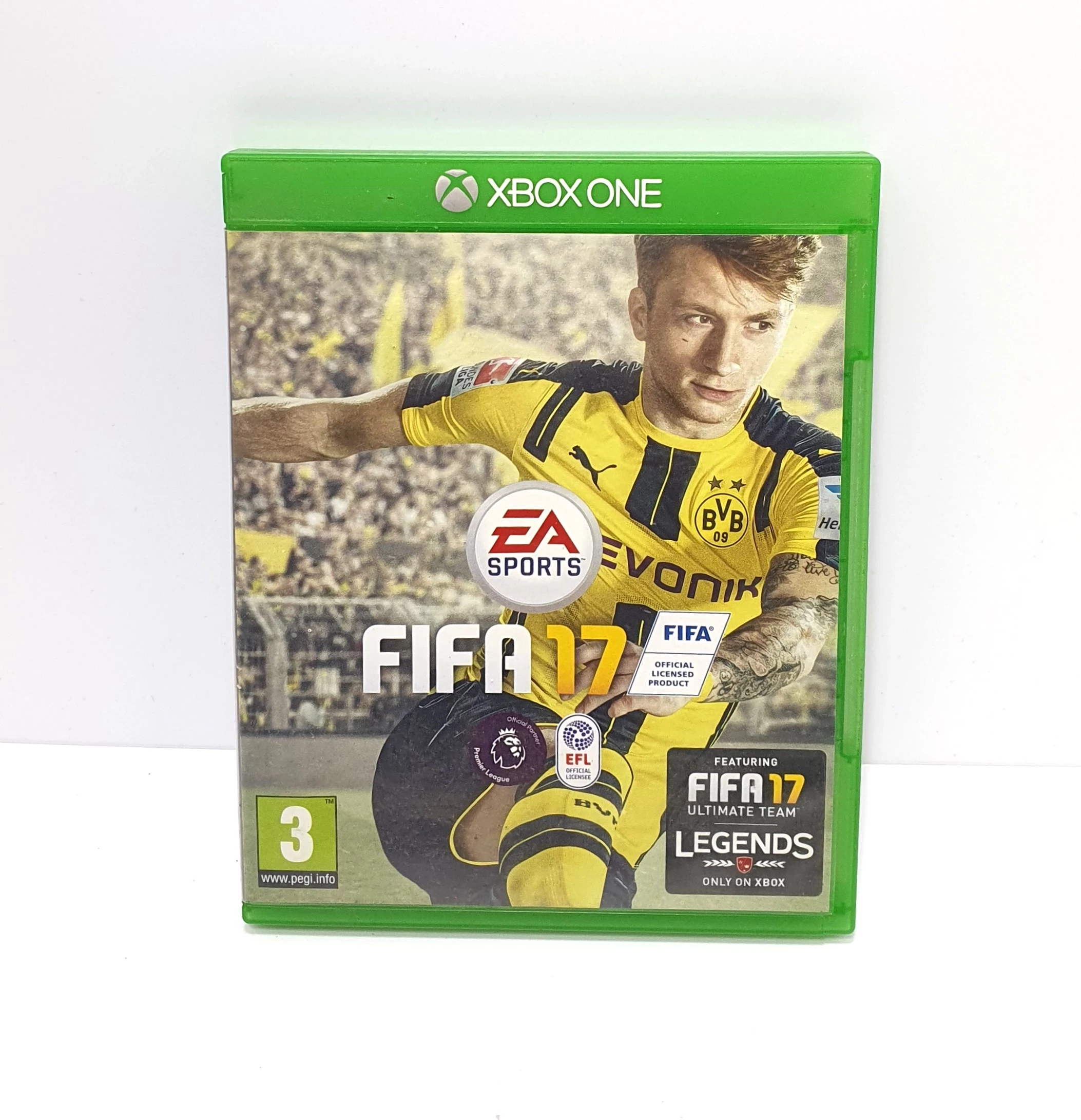 gra-na-konsole-xbox-one-fifa-17-rynek-15-olesno-palladium