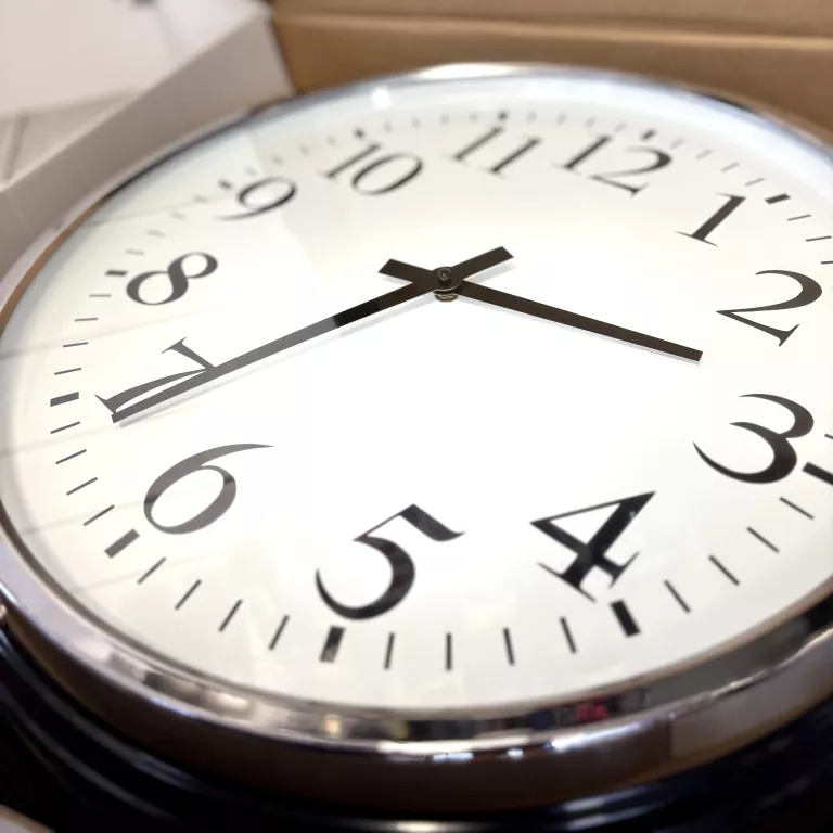 zegar-scienny-ikea-bravur-59-cm-stan-11323-238058