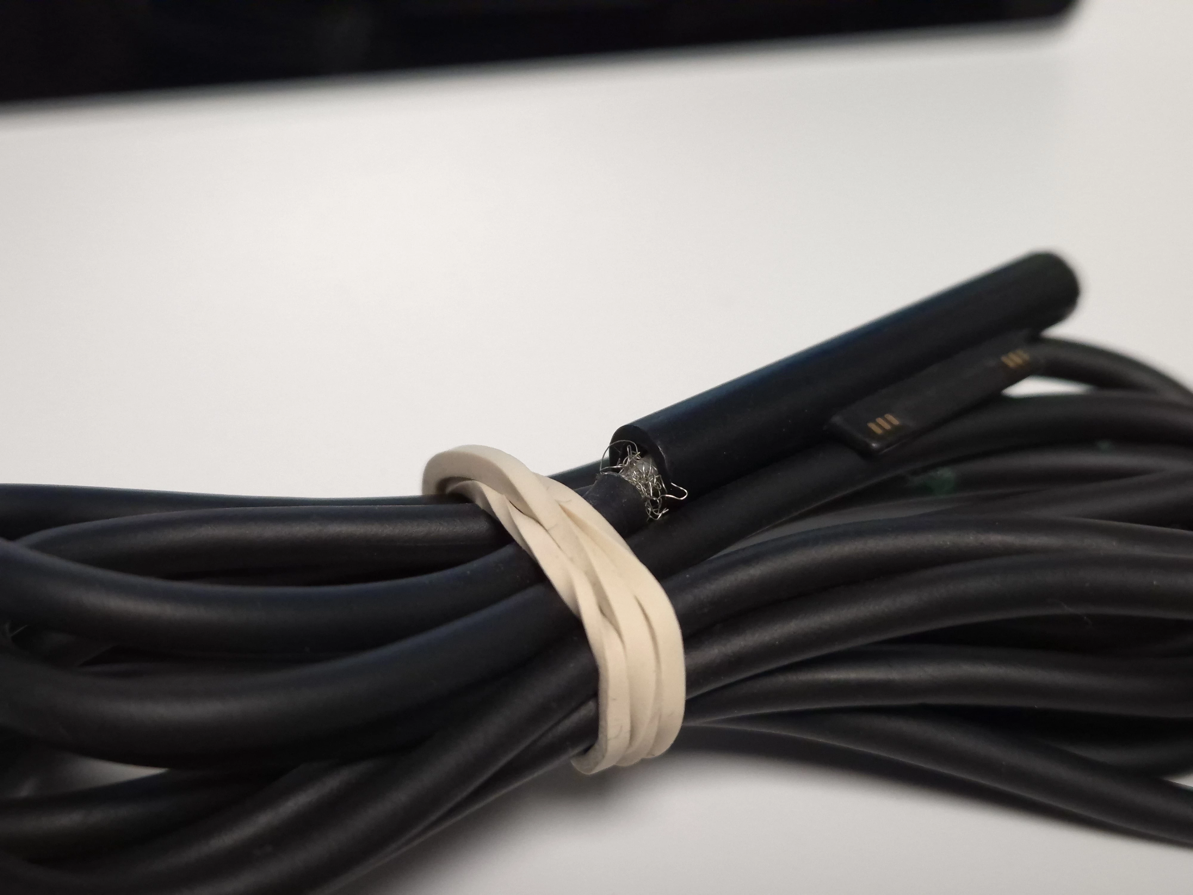 tablet-microsoft-surface-pro-4-i5-6300u-8256gb-ean-gtin-889842014280