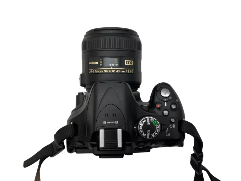 LUSTRZANKA NIKON D5200 + OBIEKTYW AF-S MICRO NIKKOR 40MM - PRZEBIEG 11667!