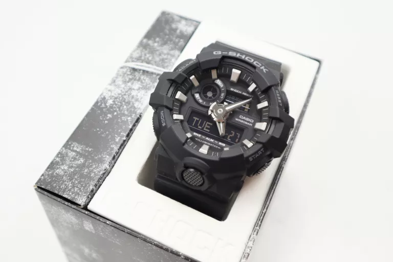 MĘSKI ZEGAREK CASIO GA-700-1BER G-SHOCK 200M ALARM