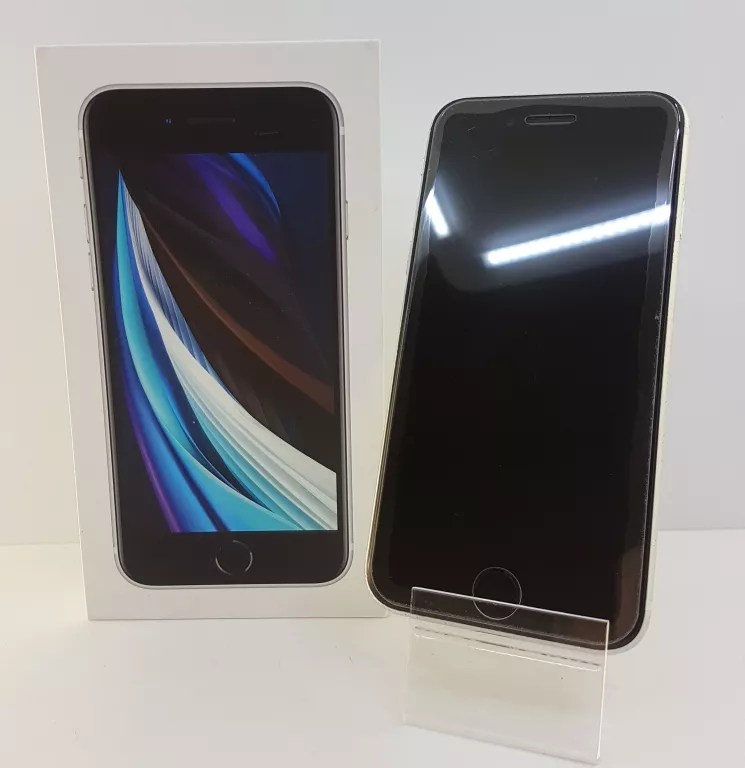 TELEFON APPLE IPHONE SE (2020) 3 GB / 64 GB 75% BAT