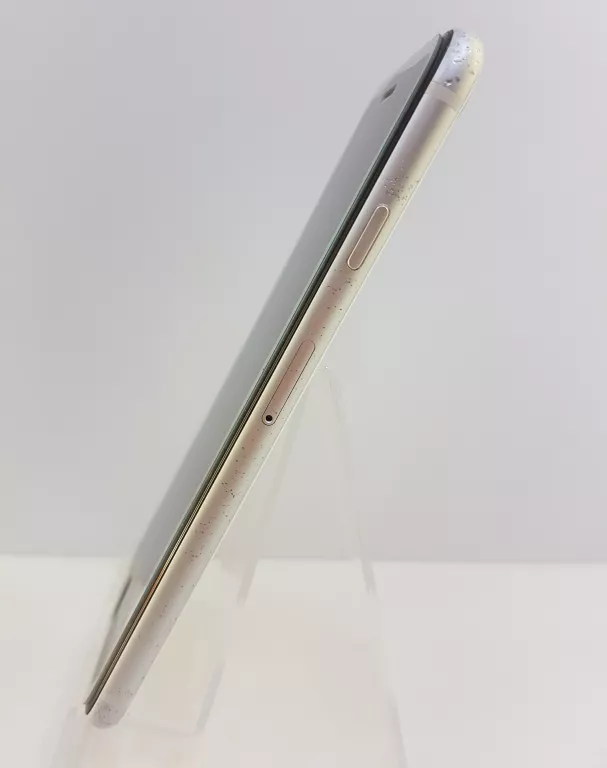TELEFON APPLE IPHONE SE (2020) 3 GB / 64 GB 75% BAT