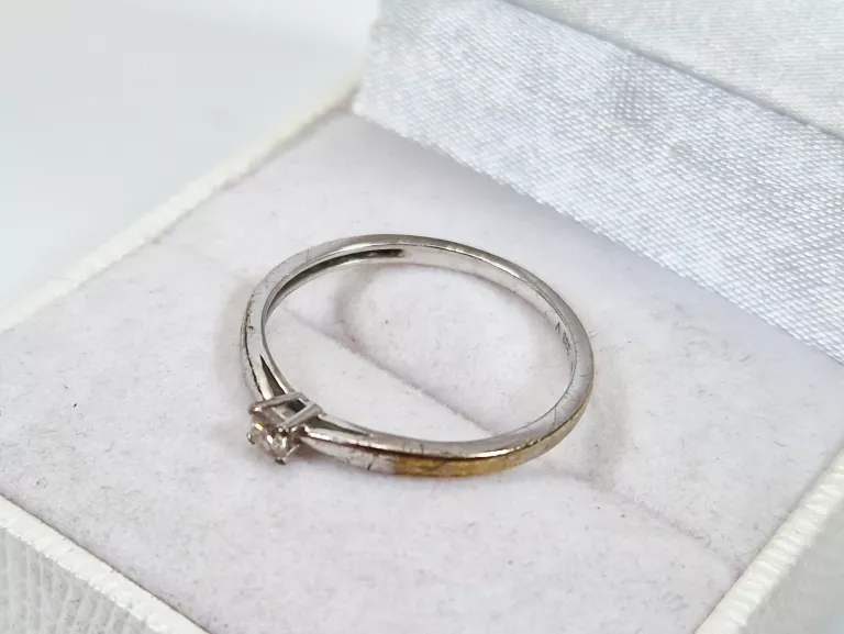 PIERŚCIONEK VERONA 333 DIAMENT 0,07CT 1,15 G R14