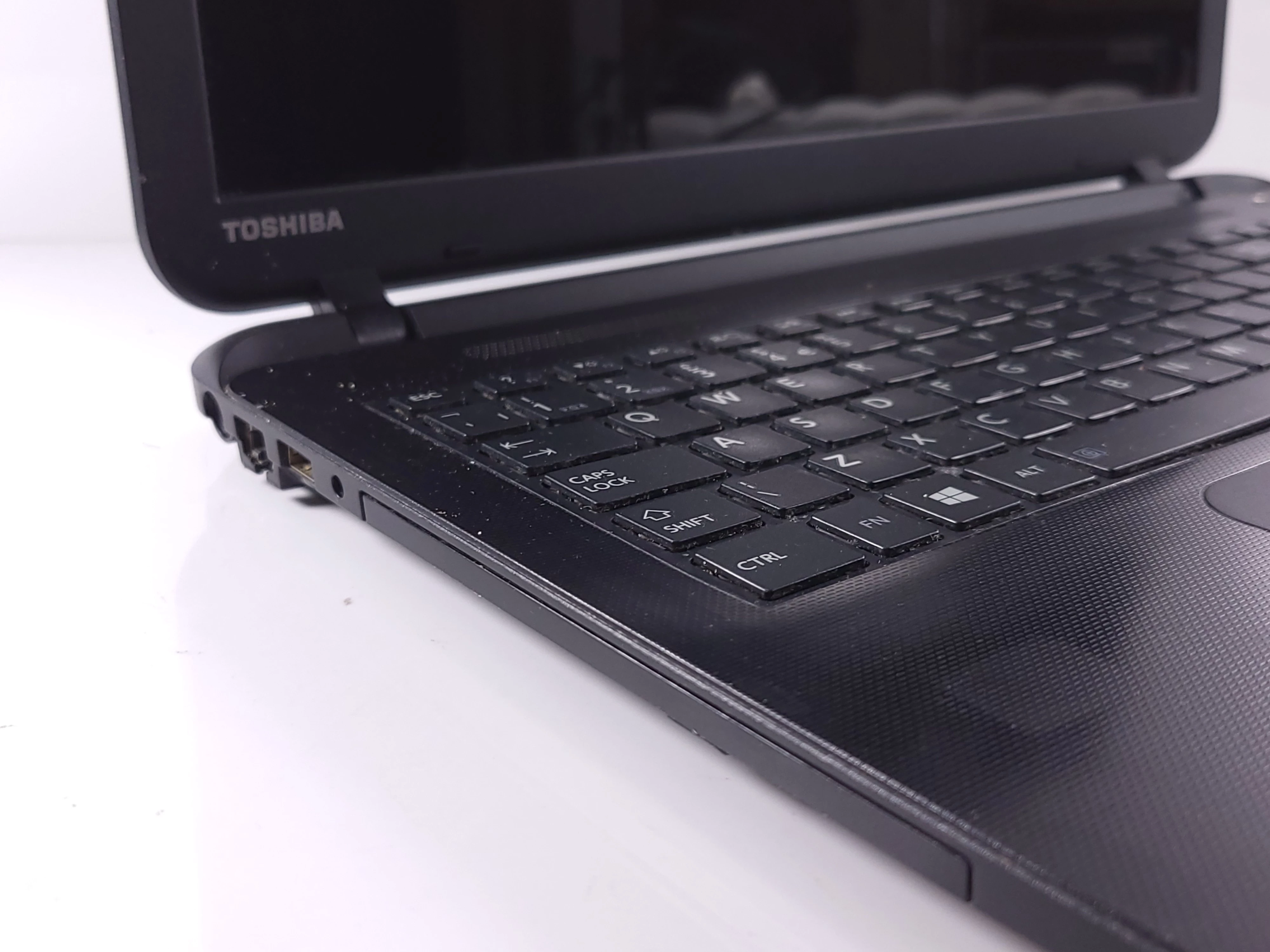 laptop-toshiba-satellite-pro-c660-219-seria-procesora-4366-30