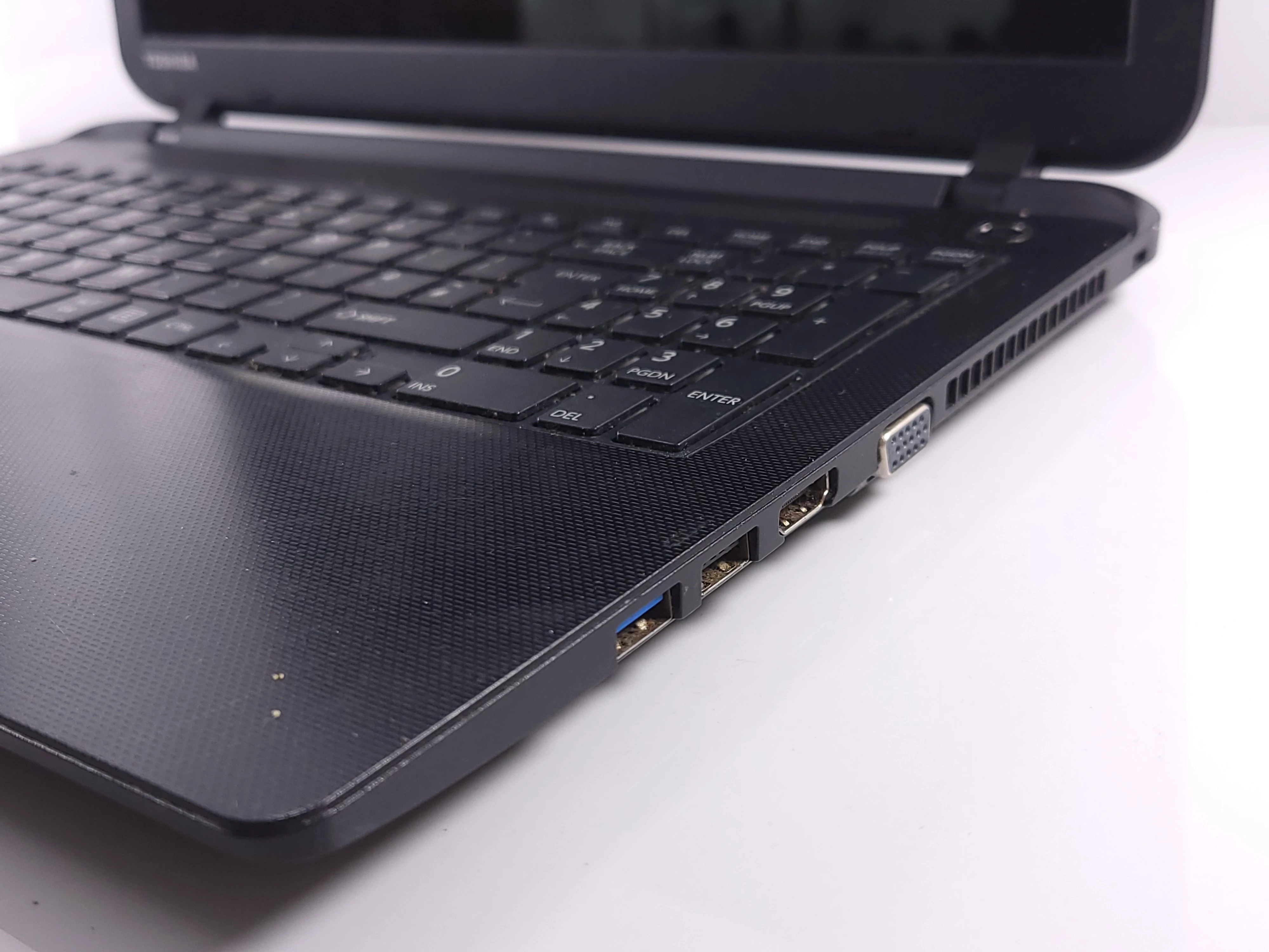 laptop-toshiba-satellite-pro-c660-219-rozdzielczosc-px-4474-60