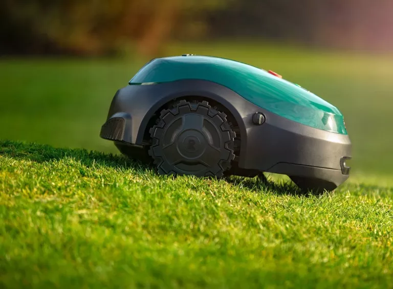 ROBOT KOSZĄCY KOSIARKA AUTOMATYCZNA ROBOMOW RT300 KOMPLET 300M2 KOMPLET
