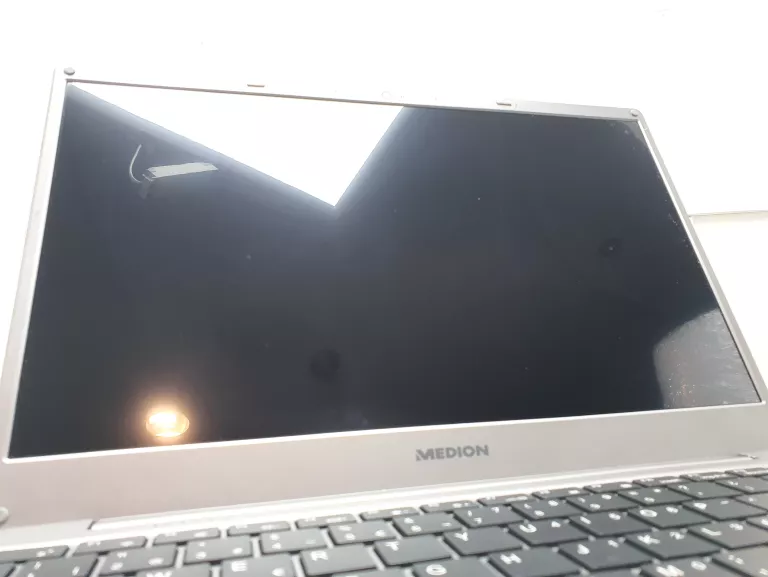 LAPTOP MEDION E14403 I3-7 GEN 4 RAM 128 SSD ZASILACZ