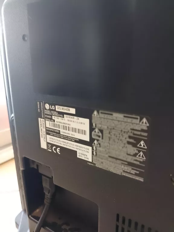 TELEWIZOR LG 32LN540B - LED - 32 CALE + PILOT