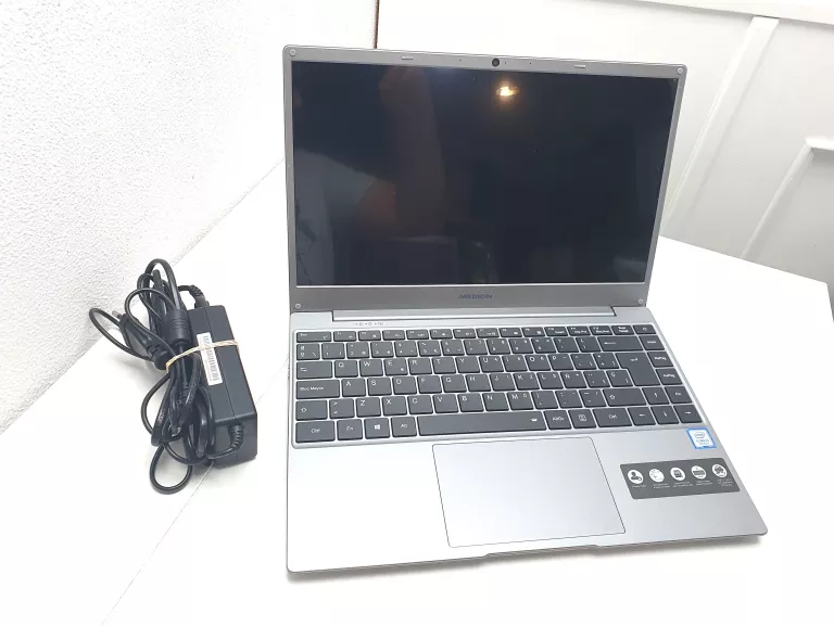LAPTOP MEDION E14403 I3-7 GEN 4 RAM 128 SSD ZASILACZ