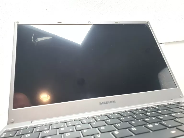 LAPTOP MEDION E14403 I3-7 GEN 4 RAM 128 SSD ZASILACZ