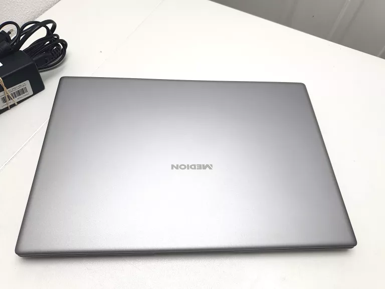 LAPTOP MEDION E14403 I3-7 GEN 4 RAM 128 SSD ZASILACZ