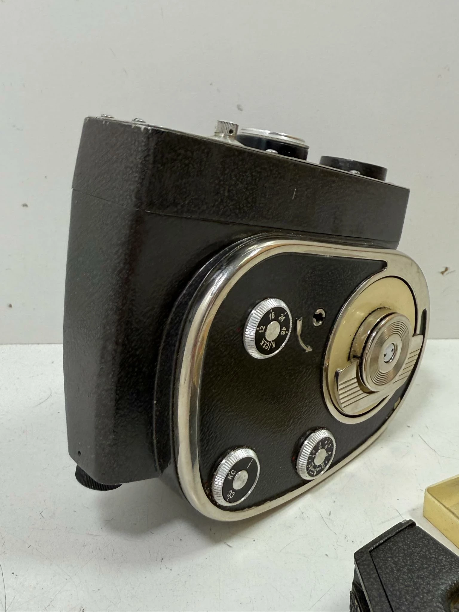 aparat-kwarc-2-prl-targowa-41-warszawa