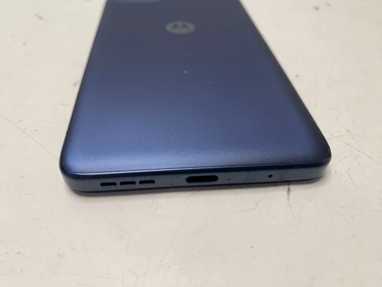 TELEFON MOTOROLA MOTO G24 POWER 8/256GB OPIS!!