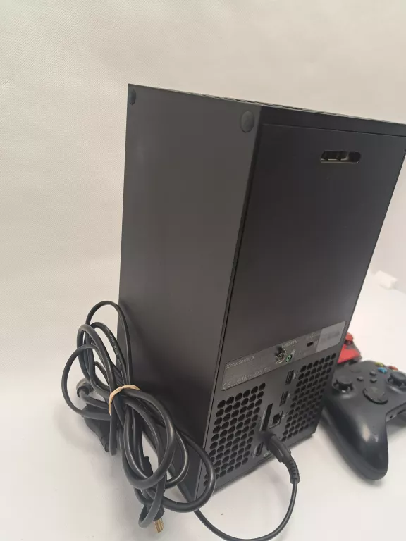 KONSOLA XBOX SERIES X