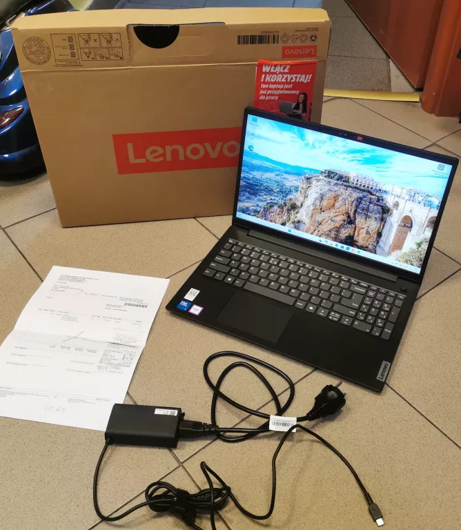 LAPTOP LENOVO V15 G5 IRL KPL PARAGON GWARANCJA