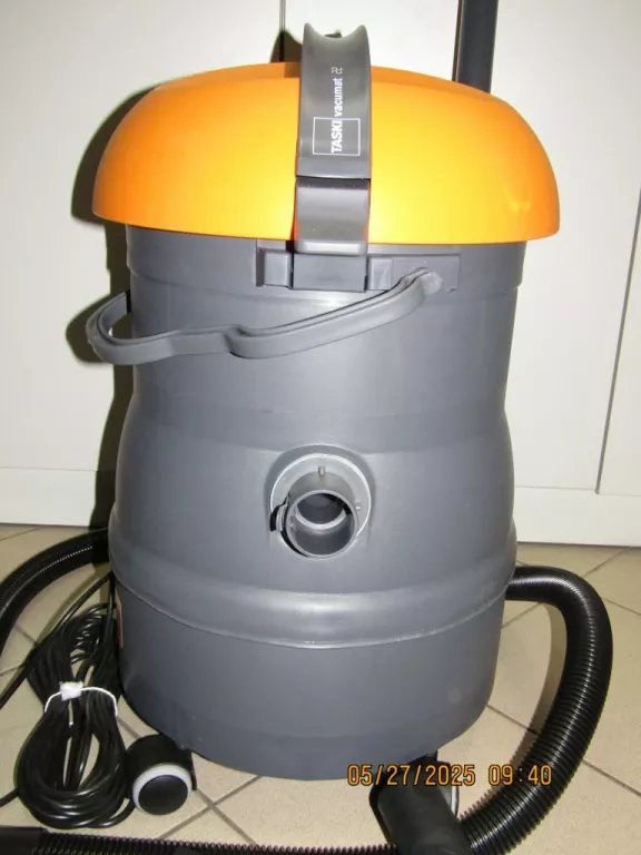 odkurzacz-sucho-mokro-taski-vacumat-22-stan-11323-2