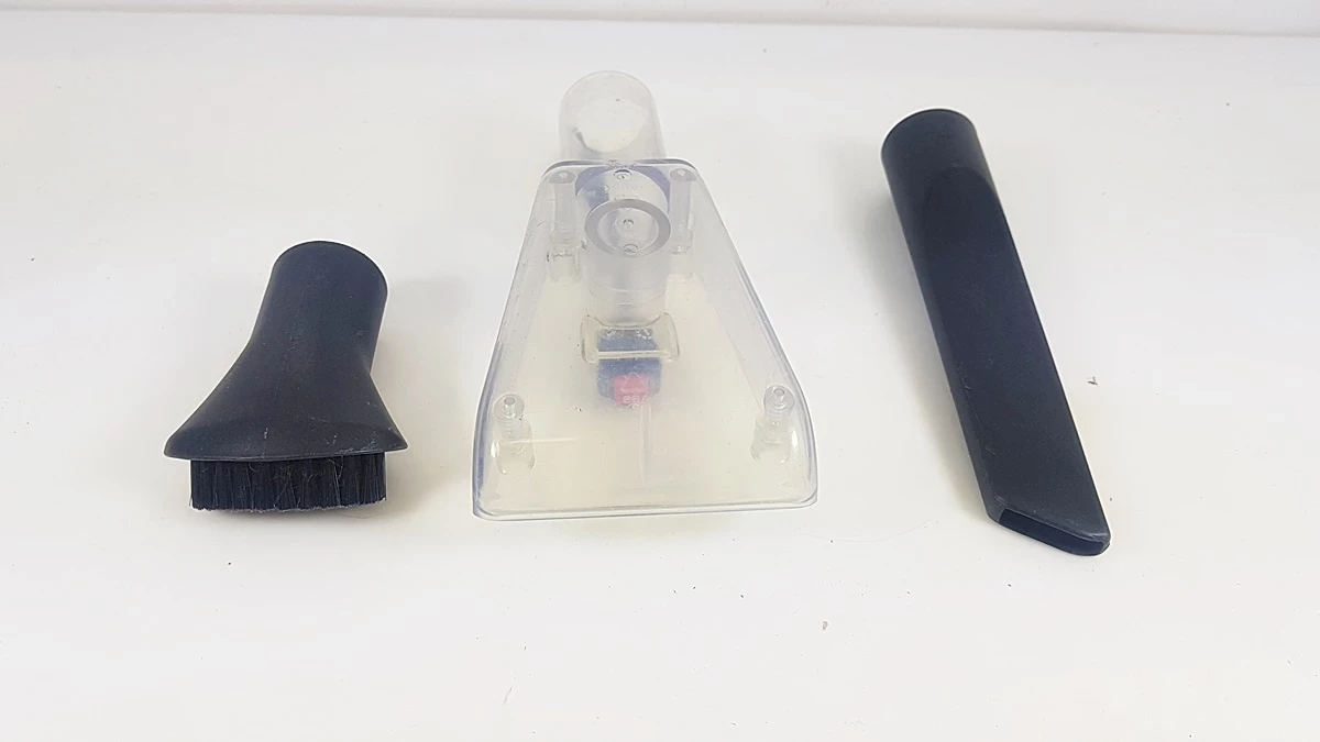 odkurzacz-pioracy-welstar-elise-pojemnosc-zbiornika-na-kurz-1100