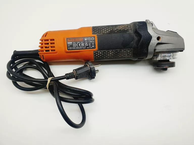 SZLIFIERKA KĄTOWA BLACK&DECKER BEG220