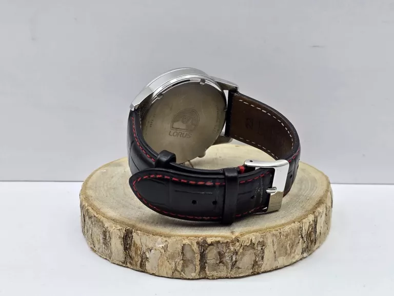 lorus-zegarek-meski-vd53-x083-ksztalt-koperty-129223-2