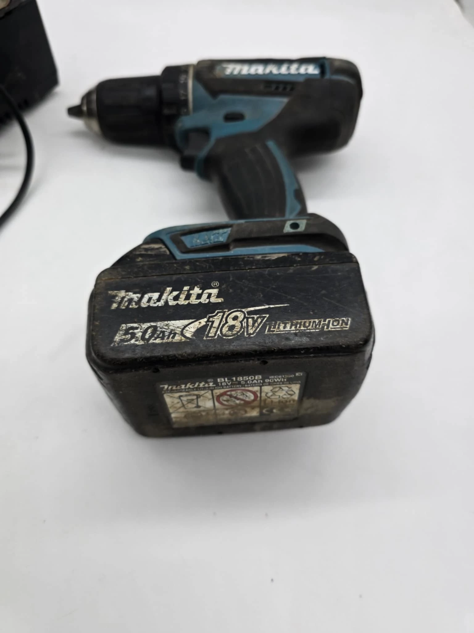 wkretarka-makita-lad-stan-11323-2