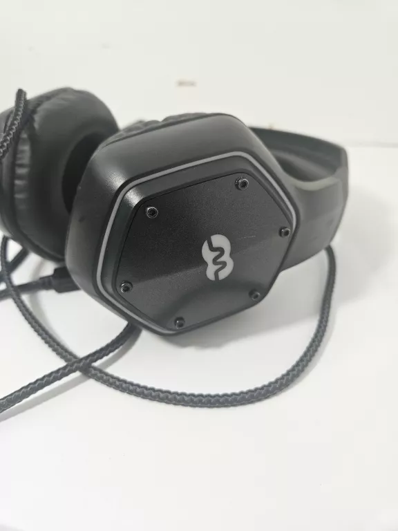 sluchawki-nauszne-przewodowe-kolor-dominujacy-129357-3