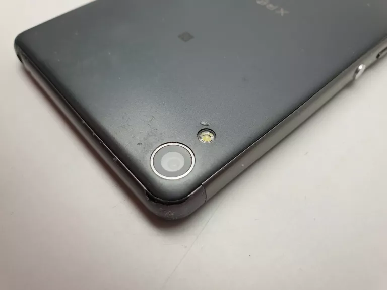 TELEFON SONY XPERIA F3111 USZK. EKRAN