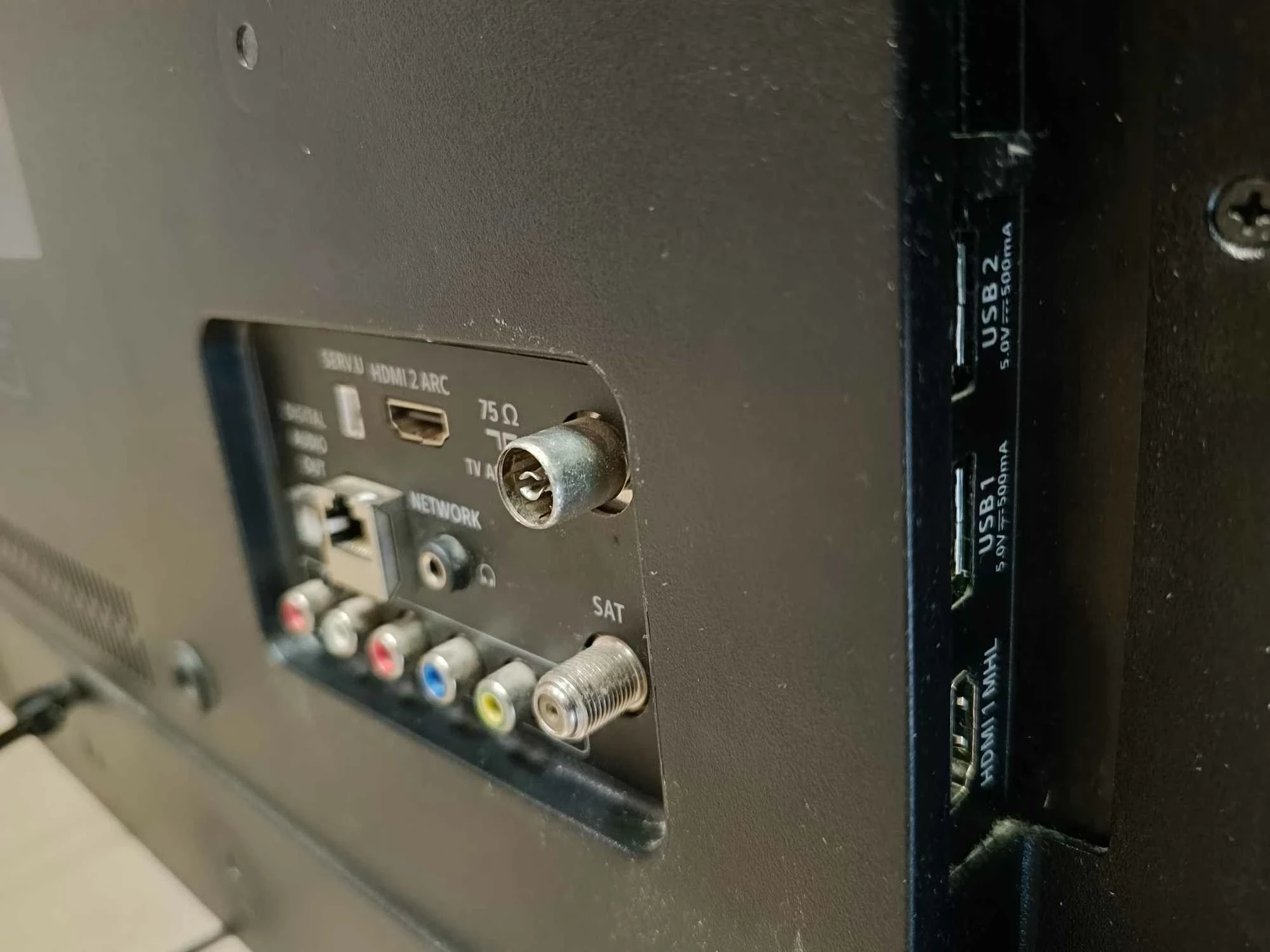 telewizor-philips-43pfs580312-43-smart-tv-format-hd-129294-2