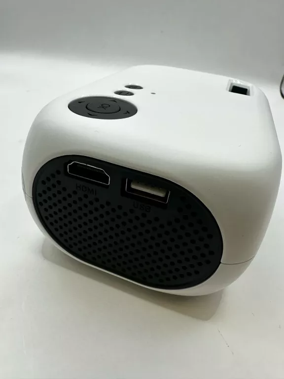 PRZENOŚNY RZUTNIK MINI PROJEKTOR M24 LED FULL HD USB
