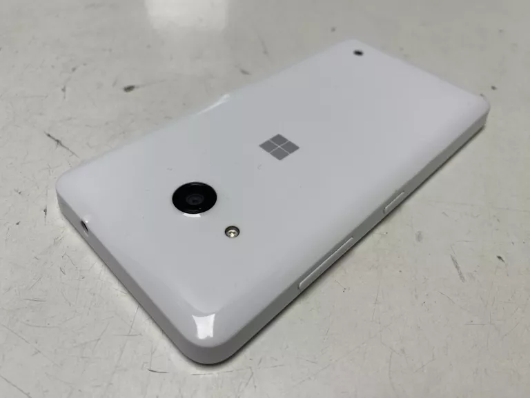 TELEFON NOKIA LUMIA 550