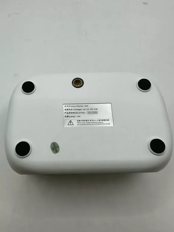 PRZENOŚNY RZUTNIK MINI PROJEKTOR M24 LED FULL HD USB
