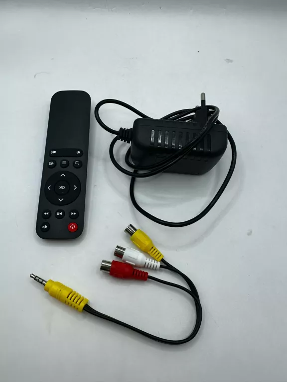 PRZENOŚNY RZUTNIK MINI PROJEKTOR M24 LED FULL HD USB