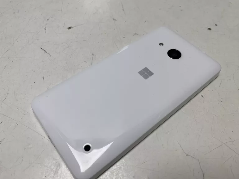 TELEFON NOKIA LUMIA 550