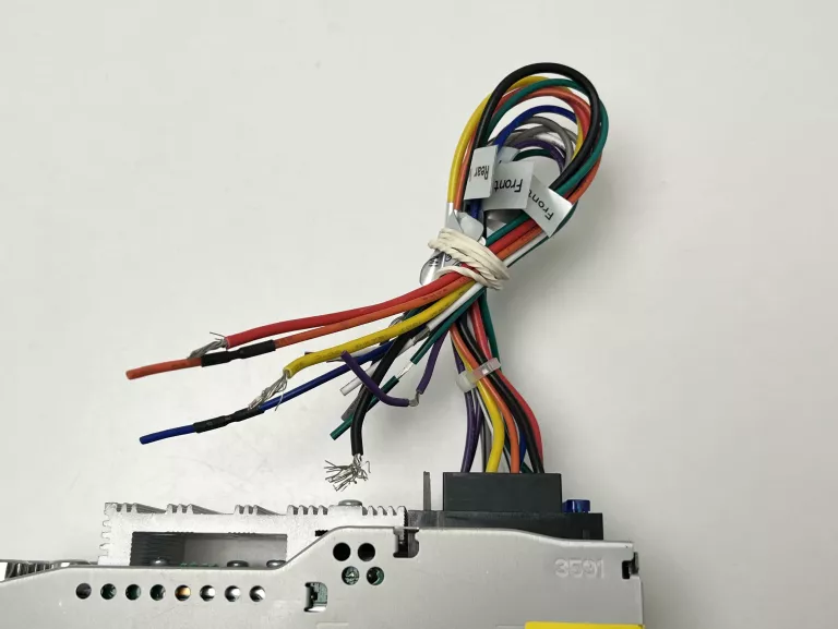 RADIO SAMOCHODOWE PHONOCAR VM072