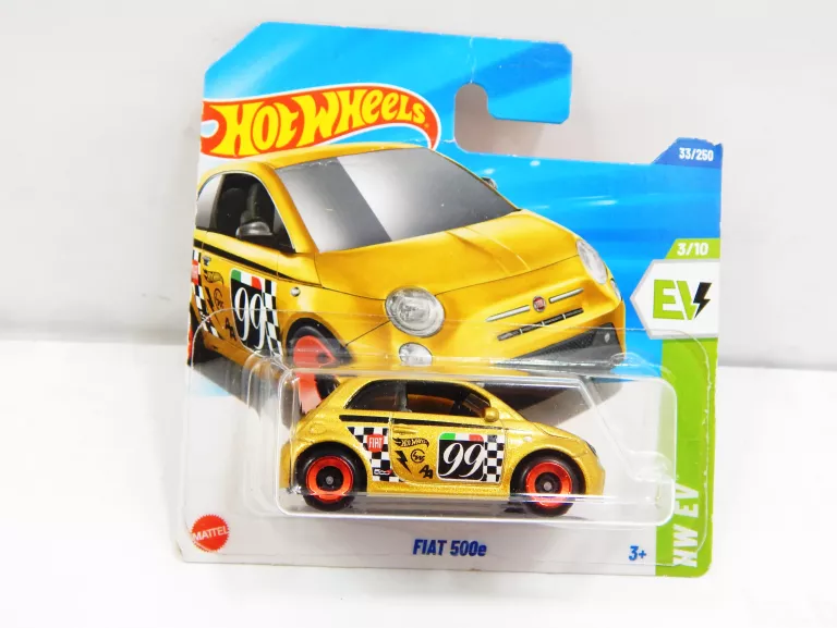 HOT WHEELS 3/10 FIAT 500E