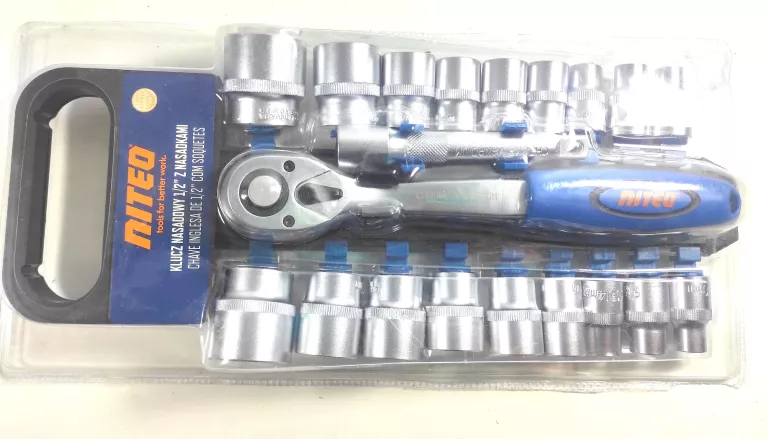 KLUCZ NASADOWY 1/2'' Z NASADKAMI NITEO