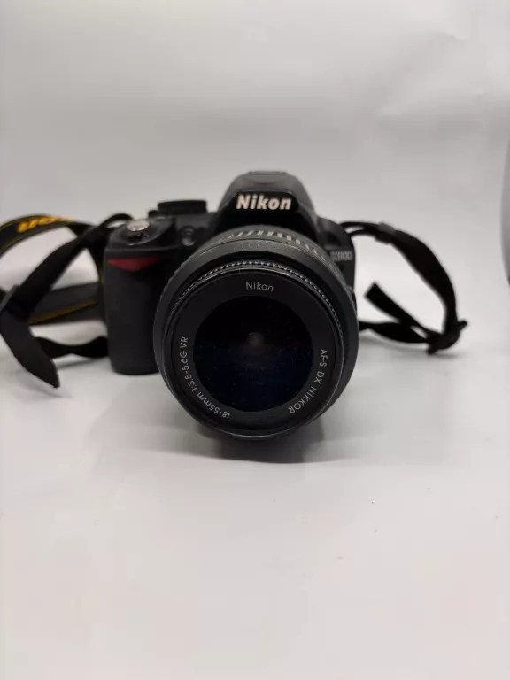 LUSTRZANKA NIKON D3100
