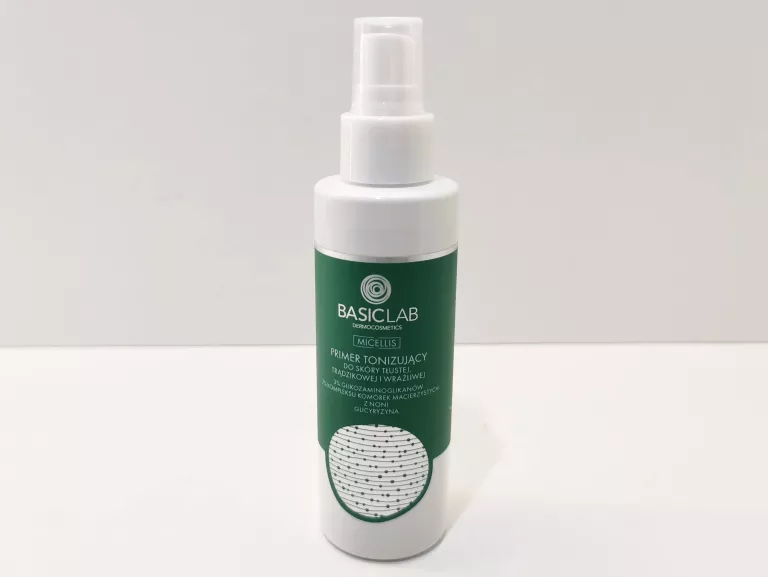 BASICLAB TONIK DO TWARZY TŁUSTEJ TRĄDZIKOWEJ 150ML