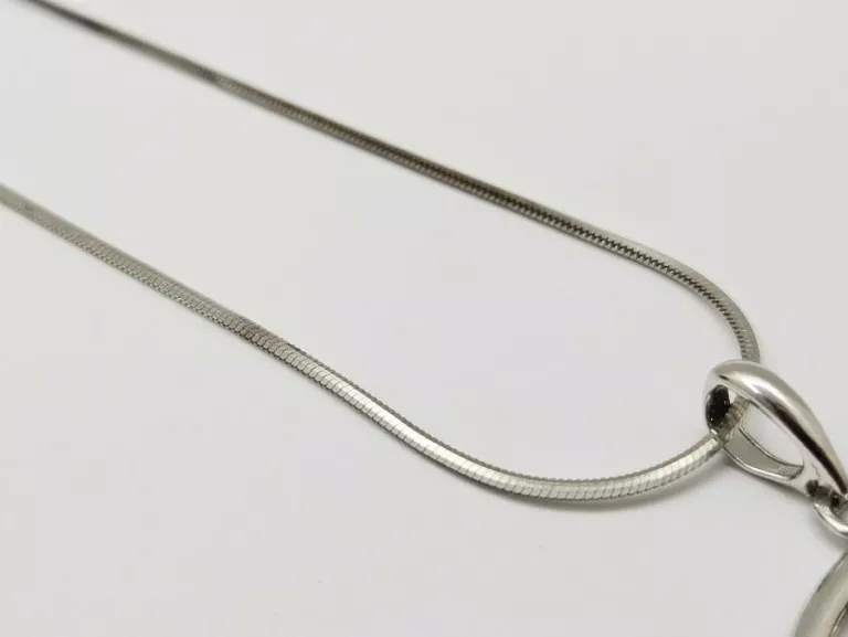 DŁUGI SREBRNY ŁAŃCUSZEK Z DUŻĄ ZAWIESZKĄ 13G P.925 DŁ:60CM